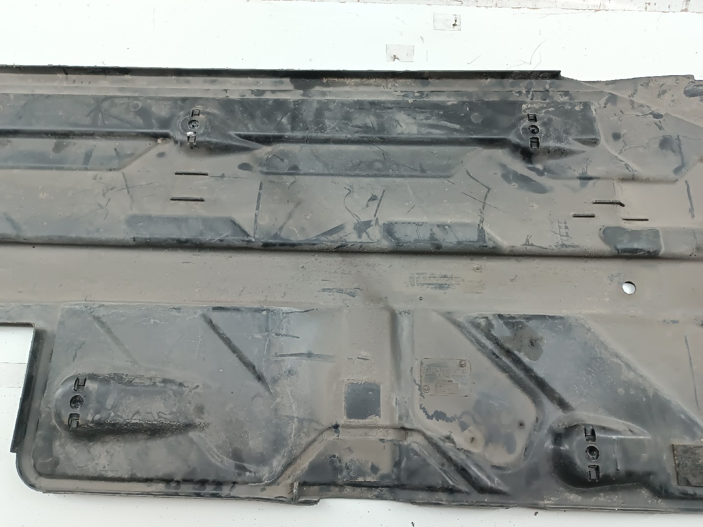 Proteção inferior de carroçaria MERCEDES-BENZ C-CLASS (W204) | 07 - 15 Imagem-2