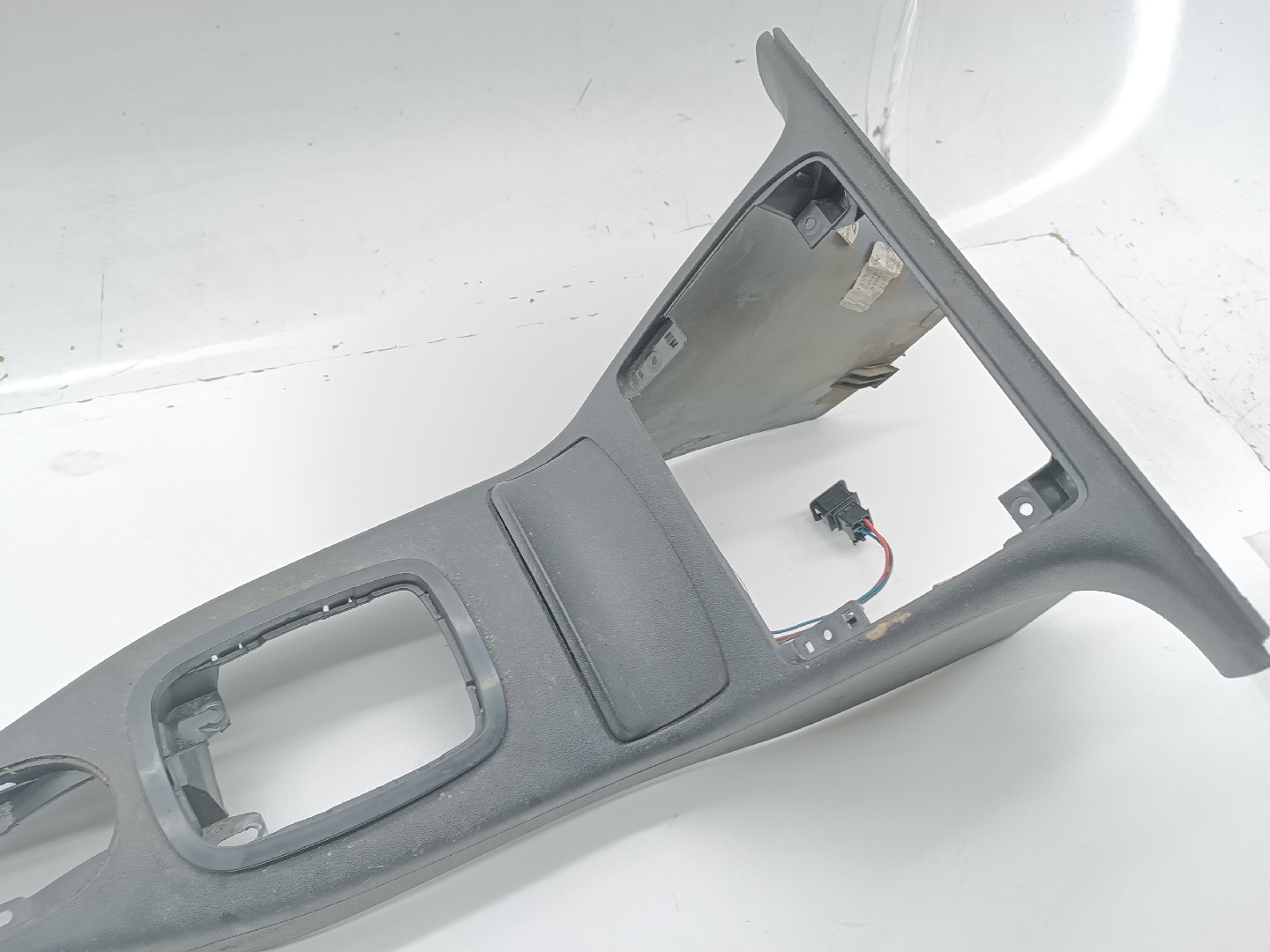 Consola Central VOLKSWAGEN POLO CLASSIC (6V2) | 95 - 09 Imagem-6