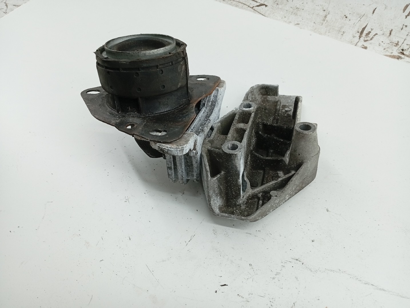 Apoio de motor RENAULT LAGUNA I (B56_, 556_) | 93 - 02 Imagem-3