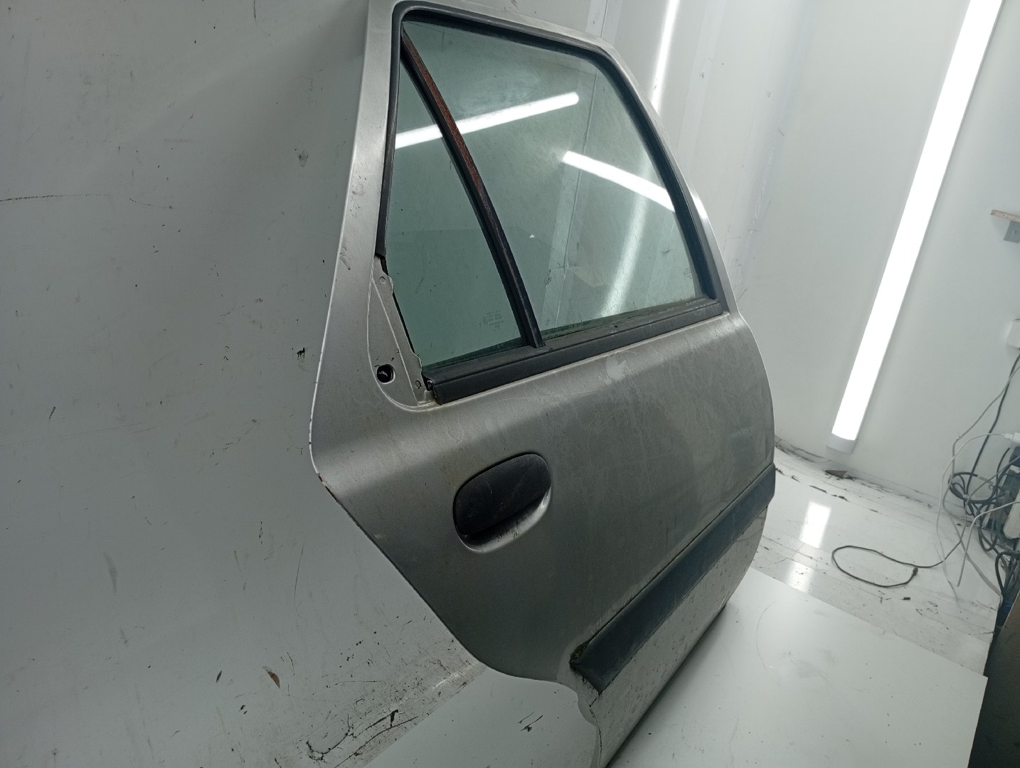 Acabamento de porta FORD FIESTA IV (JA_, JB_) | 95 - 02 Imagem-1