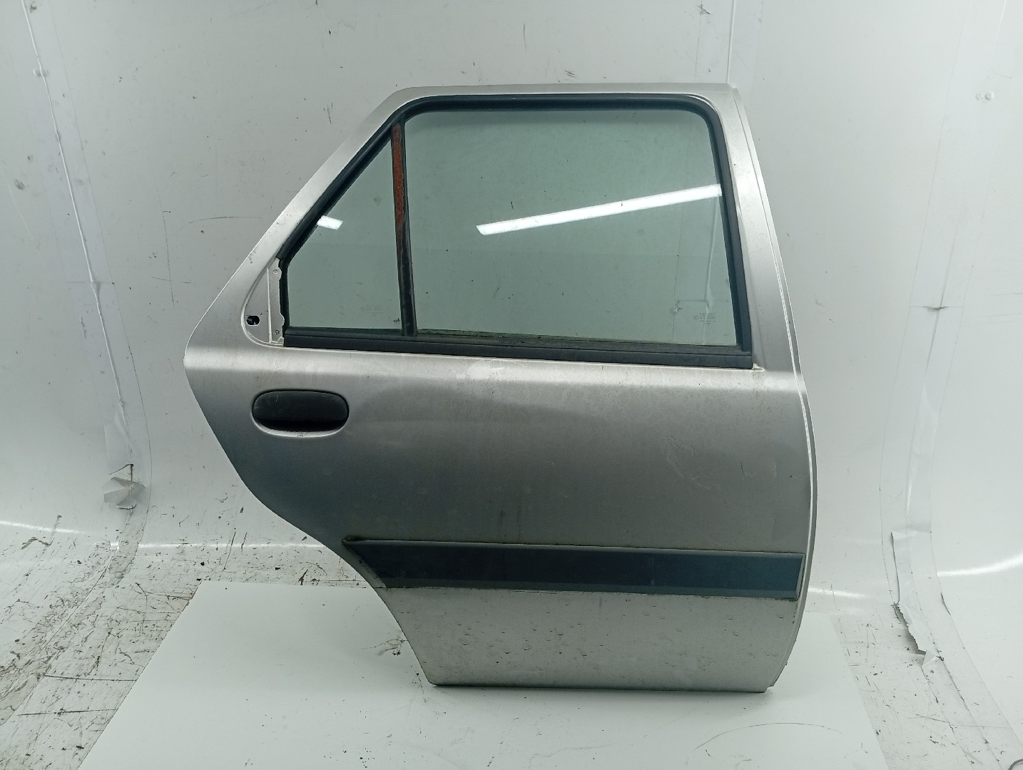 Acabamento de porta FORD FIESTA IV (JA_, JB_) | 95 - 02