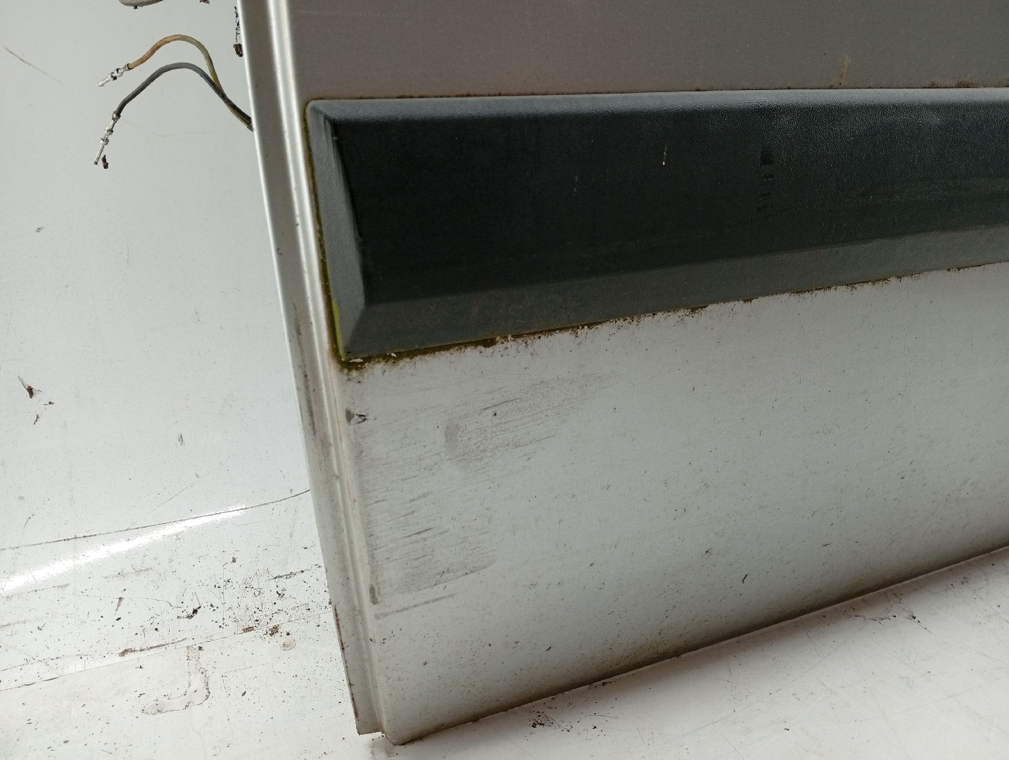Rear Door Left FORD FIESTA IV (JA_, JB_) | 95 - 02 Imagem-2