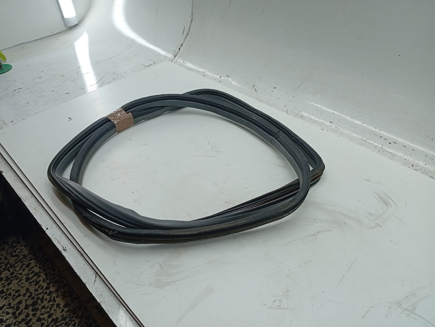 Borracha Da Porta Traseira Direita SKODA OCTAVIA I Combi (1U5) | 98 - 10 Imagem-1