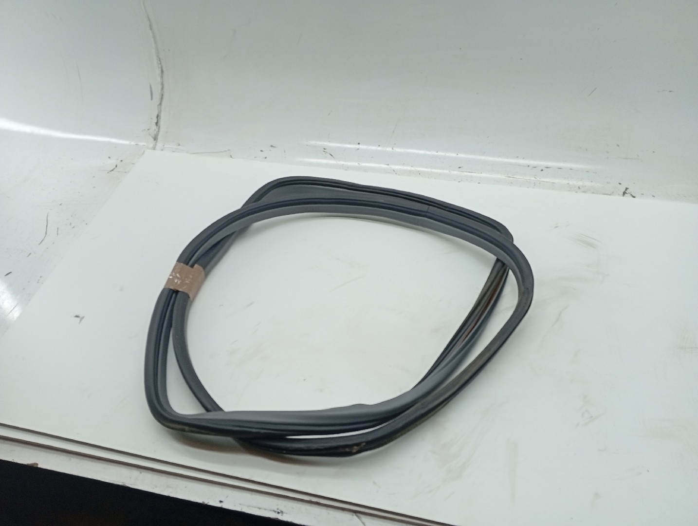 Borracha Da Porta Traseira Direita SKODA OCTAVIA I Combi (1U5) | 98 - 10 Imagem-3