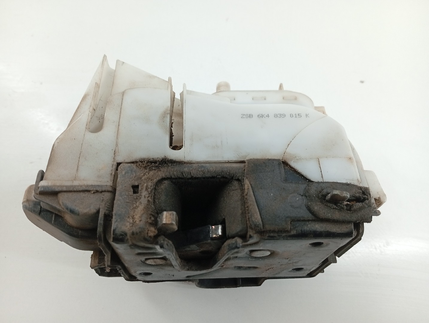 Fecho da Porta VOLKSWAGEN POLO CLASSIC (6V2) | 95 - 09 Imagem-3