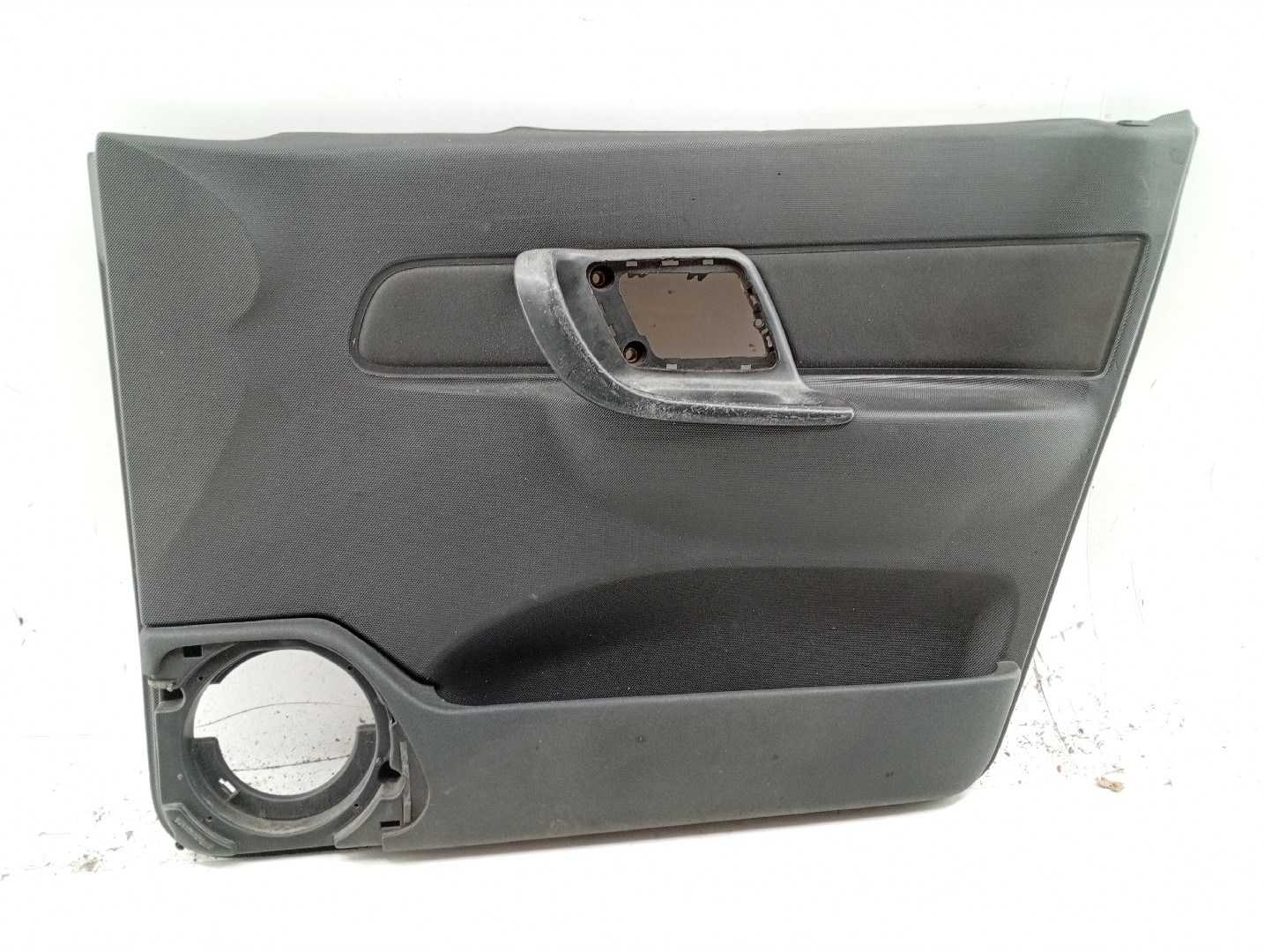 Quartela de porta frente direita VOLKSWAGEN POLO CLASSIC (6V2) | 95 - 09