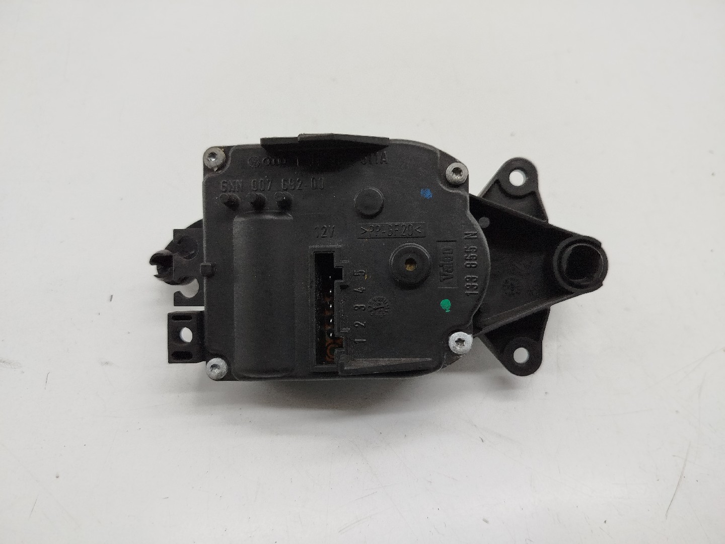 Atuador da Climatizaçao / Sofagem  SKODA OCTAVIA I Combi (1U5) | 98 - 10