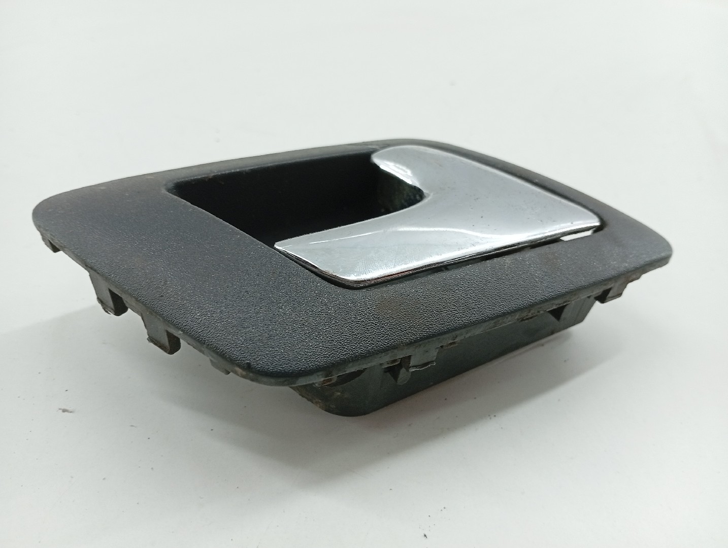 Puxador interior de porta traseira direita VOLKSWAGEN POLO CLASSIC (6V2) | 95 - 09 Imagem-2
