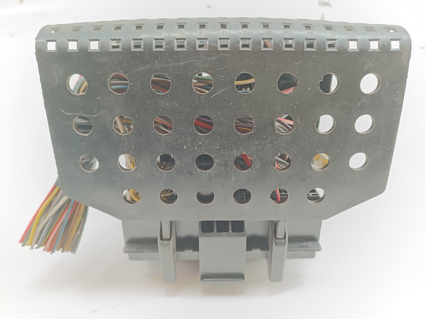 Caixa de fusíveis e relés FORD FIESTA III (GFJ) | 89 - 97 Imagem-4