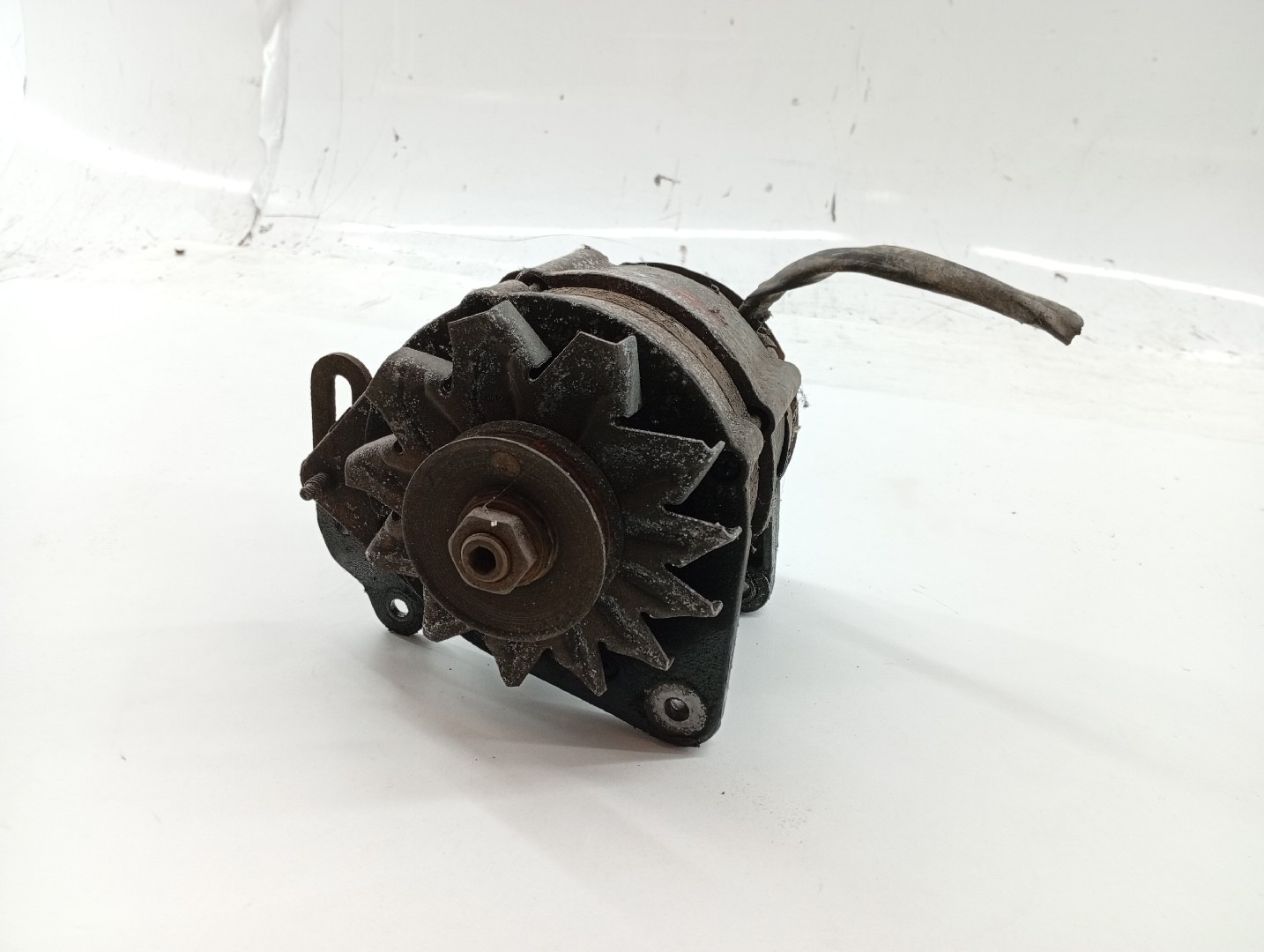 Alternador FORD FIESTA III (GFJ) | 89 - 97 Imagem-2