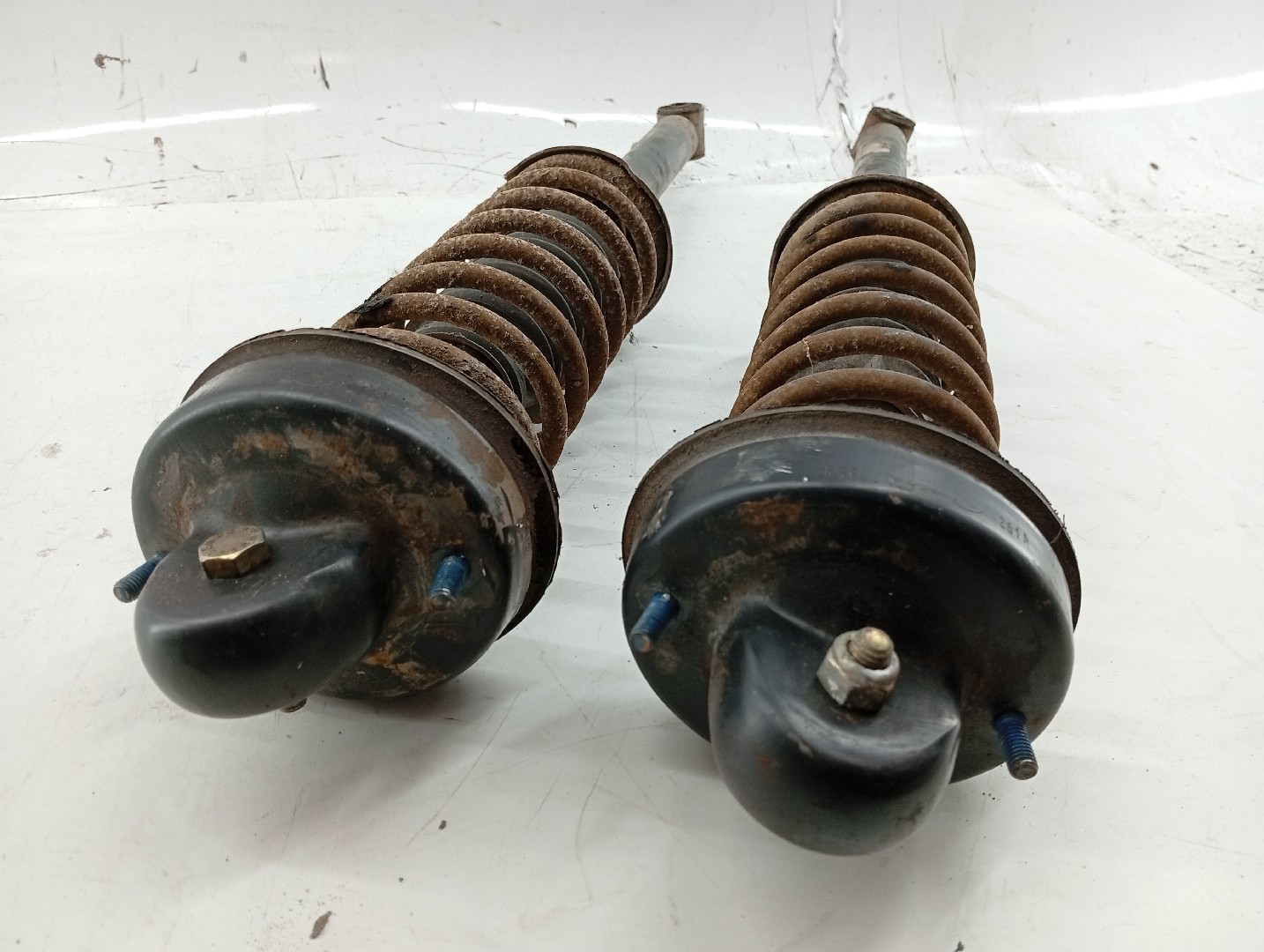 Amortecedores traseiros FORD FIESTA III (GFJ) | 89 - 97 Imagem-2