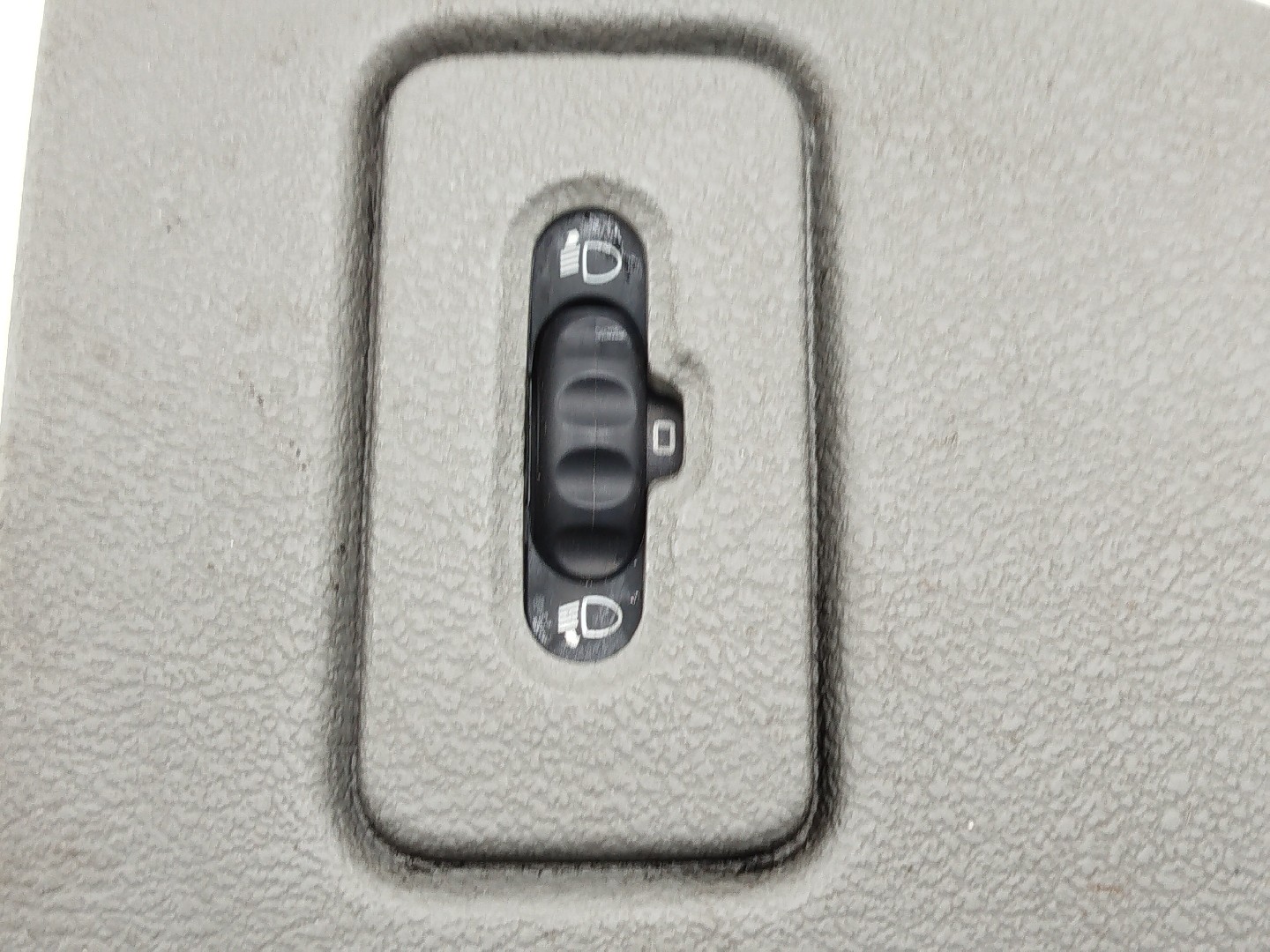 Painel inferior de tablier RENAULT MASTER II Caixa (FD) | 98 -  Imagem-1