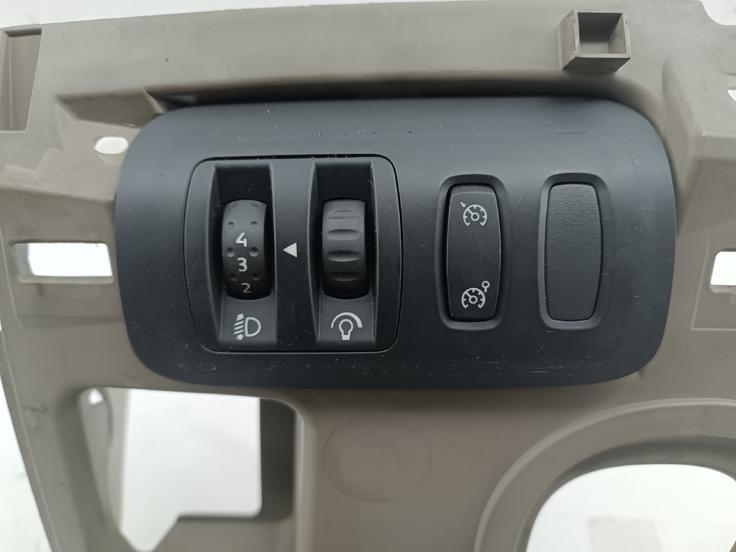 Painel inferior de tablier RENAULT MEGANE II Grandtour (KM0/1_) | 03 - 12 Imagem-5