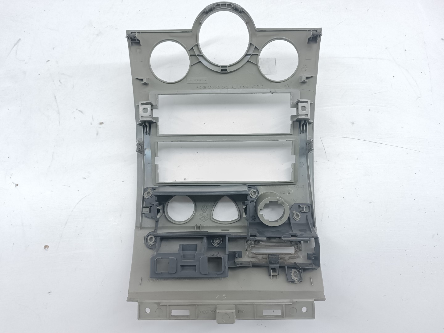Moldura de consola central RENAULT MEGANE II Grandtour (KM0/1_) | 03 - 12 Imagem-1