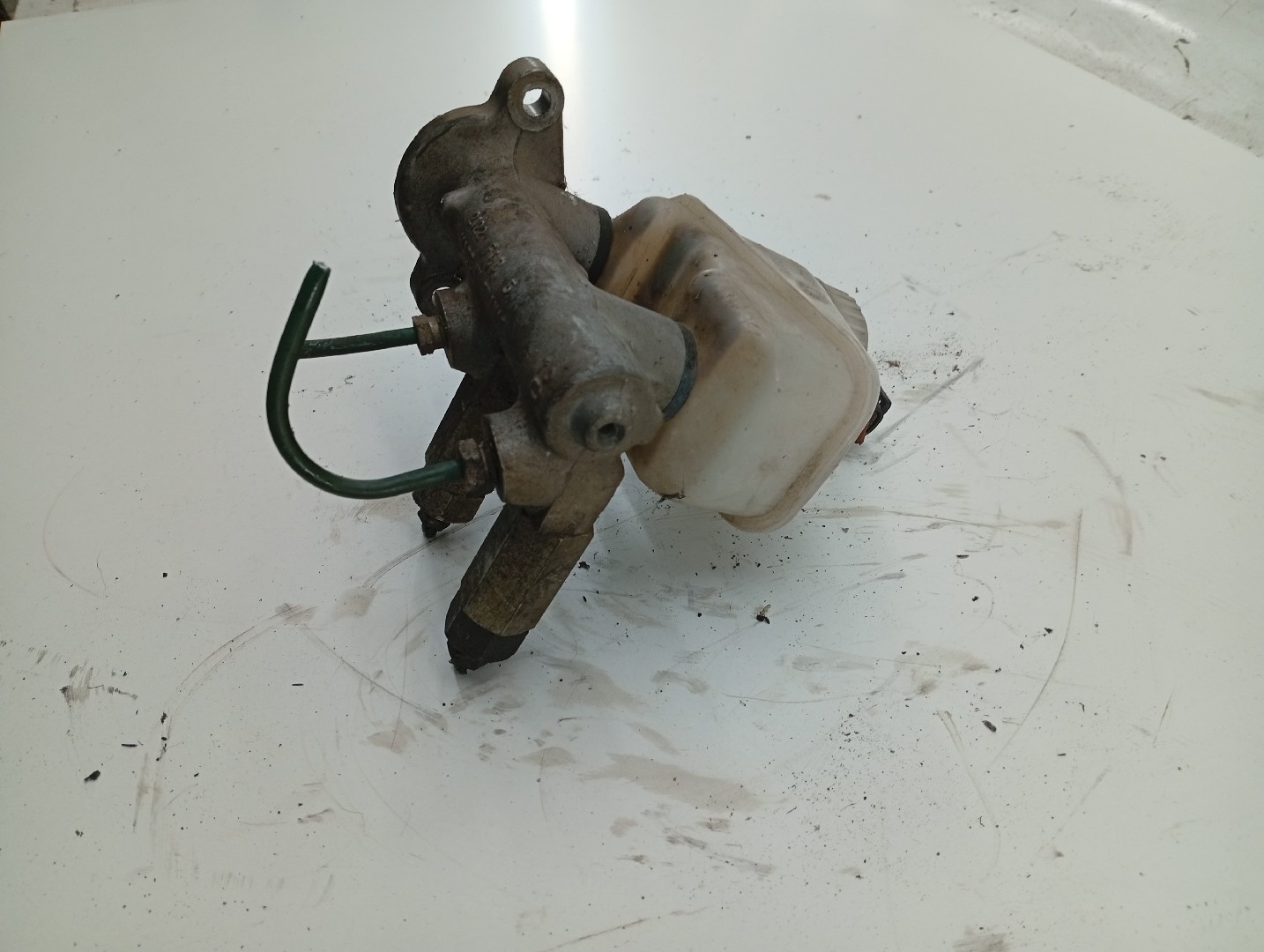 Bomba de travão OPEL CORSA A TR (S83) | 82 - 93 Imagem-3