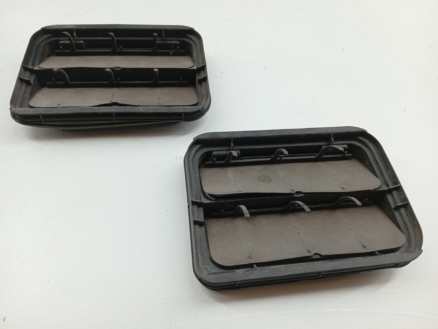 Painel de Ventilação da Carroceria RENAULT MEGANE II Grandtour (KM0/1_) | 03 - 12 Imagem-3