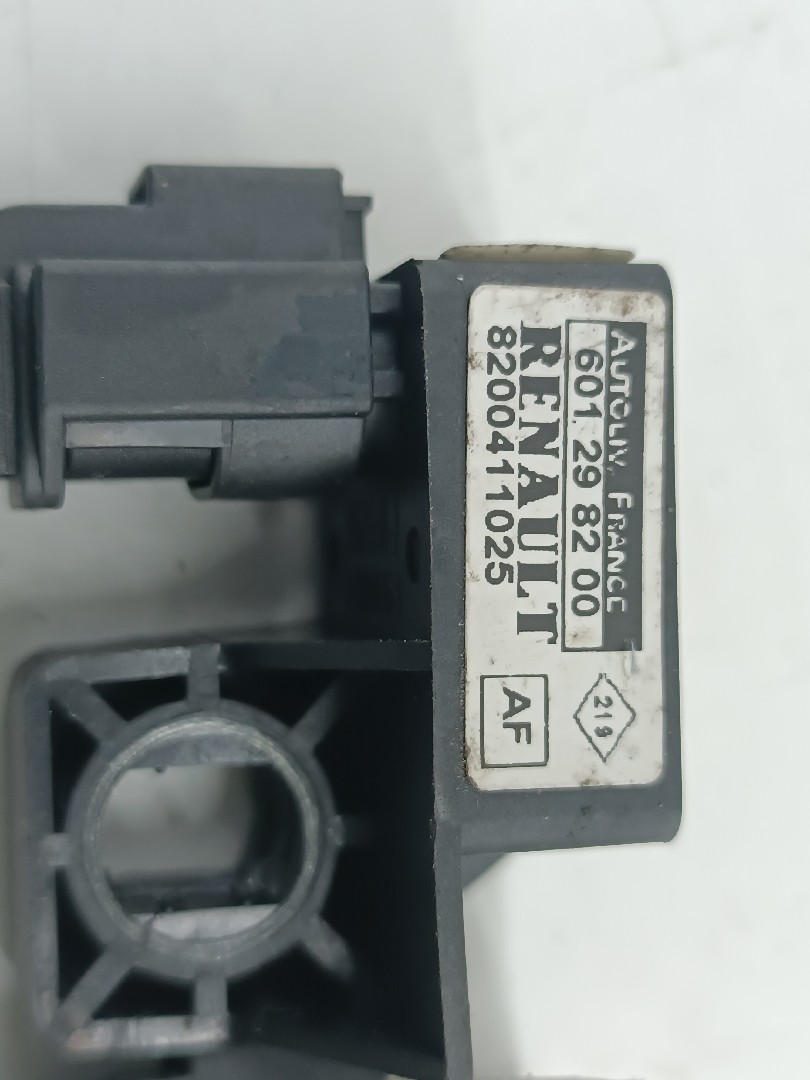 Sensores de airbag RENAULT MEGANE II Grandtour (KM0/1_) | 03 - 12 Imagem-1