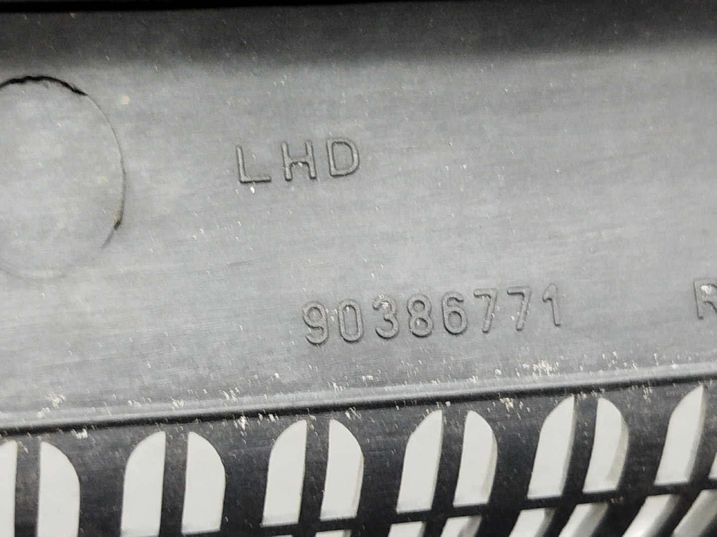 Grelha de torpedo OPEL CORSA B (S93) | 93 - 02 Imagem-3