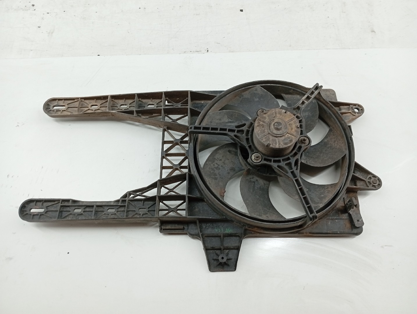 Termo ventilador FIAT PUNTO (176_) | 93 - 99