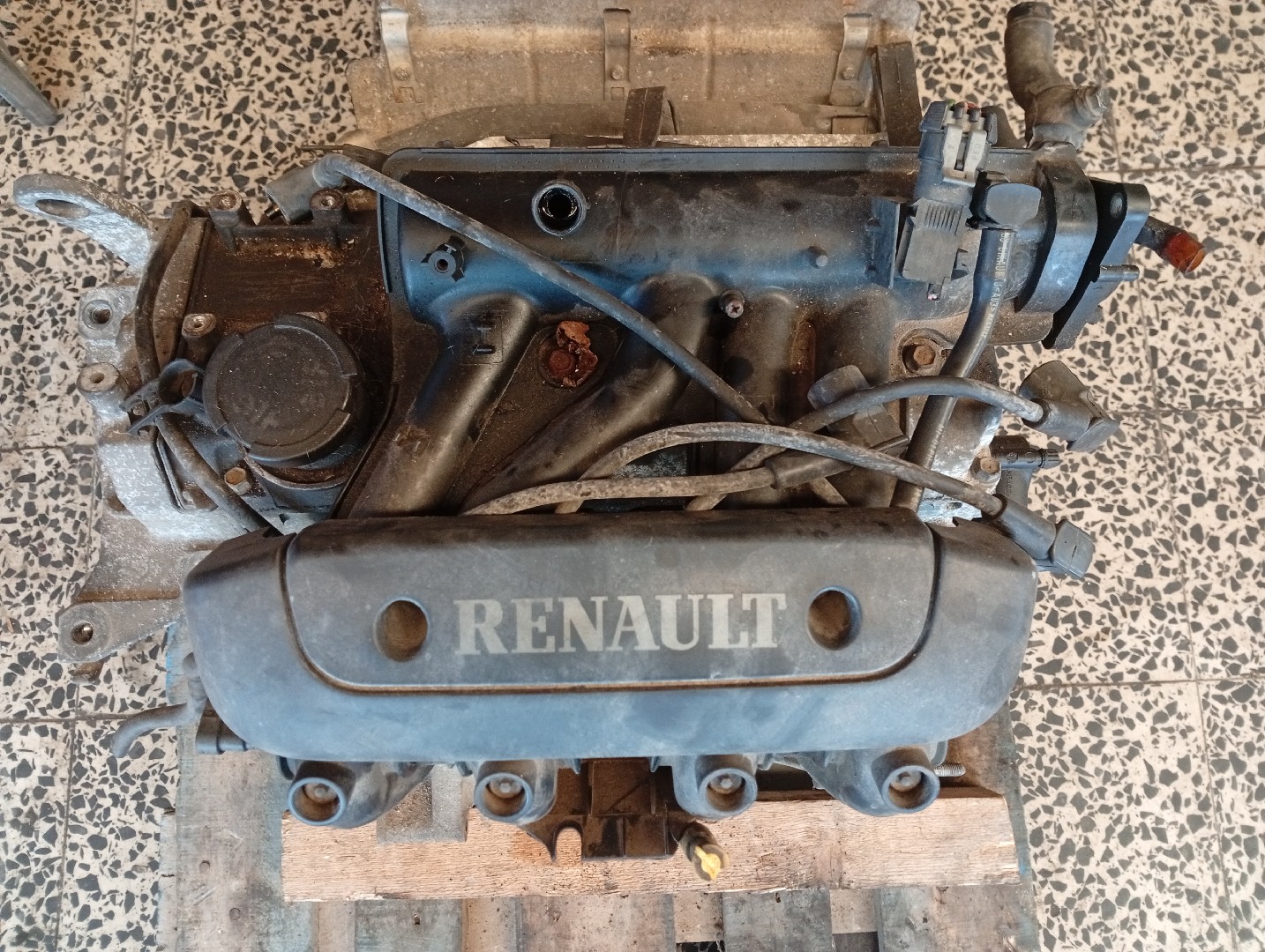 Motor RENAULT CLIO II Caixa (SB0/1/2_) | 98 -  Imagem-1