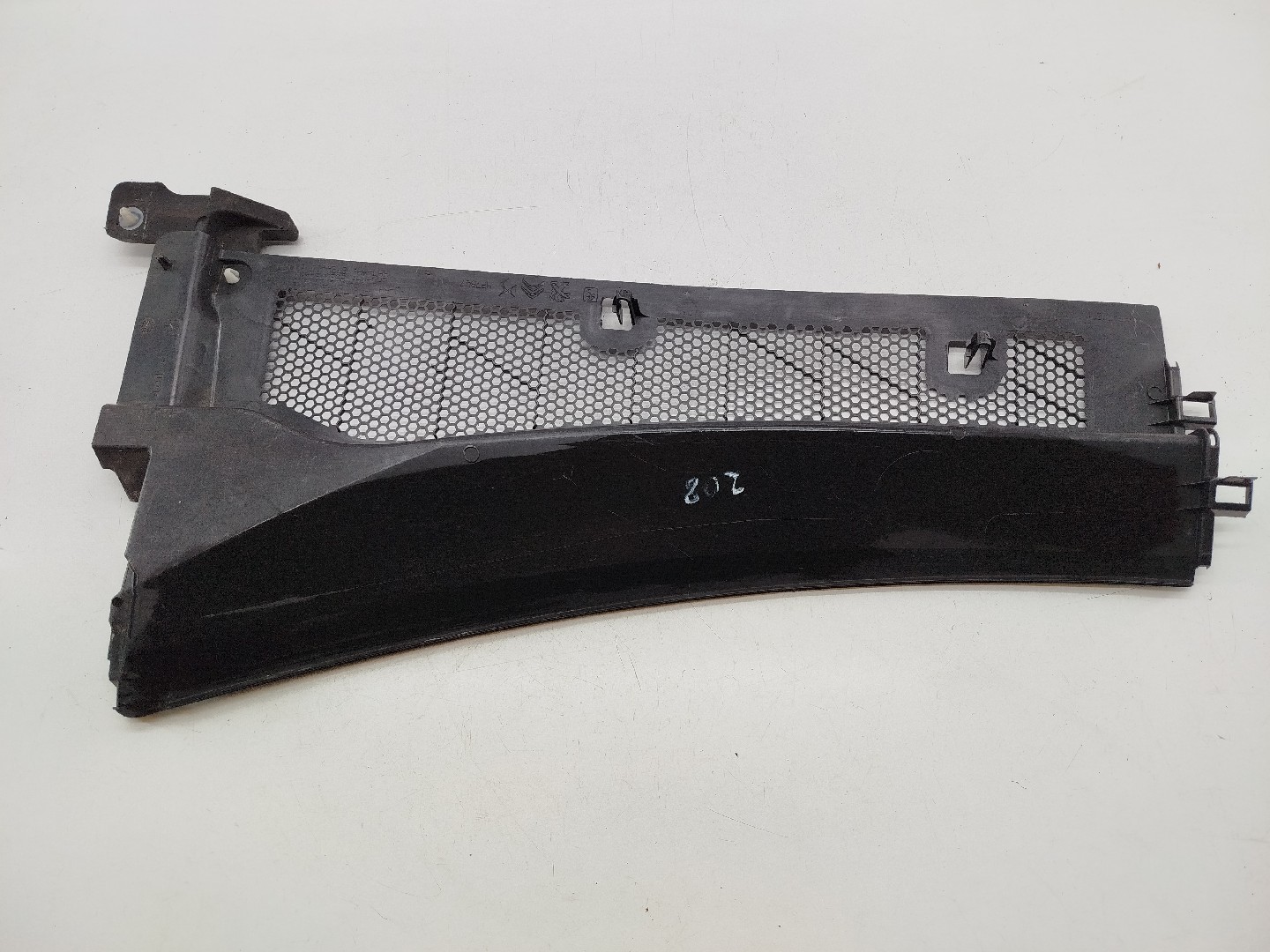 Grelha de torpedo PEUGEOT 208 II (UB_, UP_, UW_, UJ_) | 19 - 