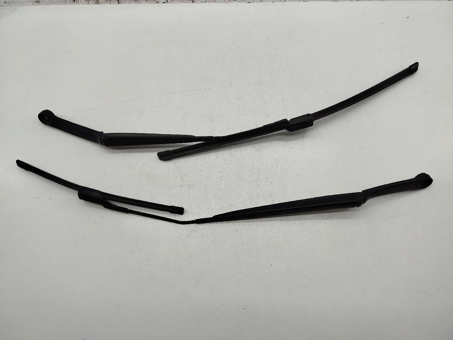 Braços das escovas frente FIAT TIPO três volumes (356_) | 15 - 