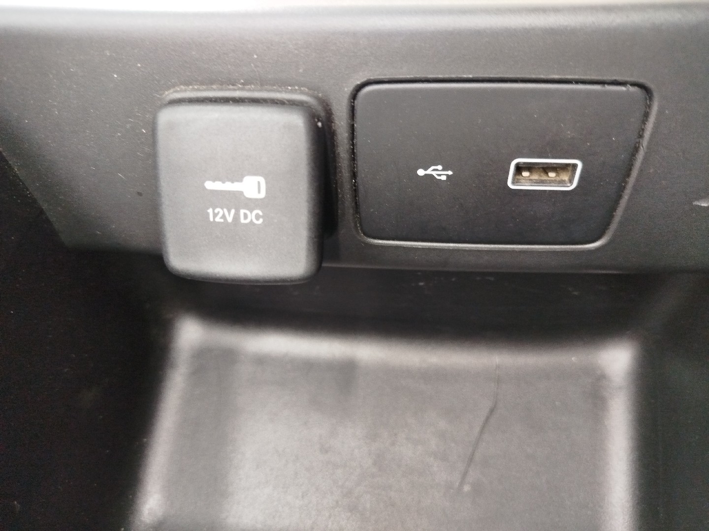 Consola de apoio de braço FIAT TIPO três volumes (356_) | 15 -  Imagem-1