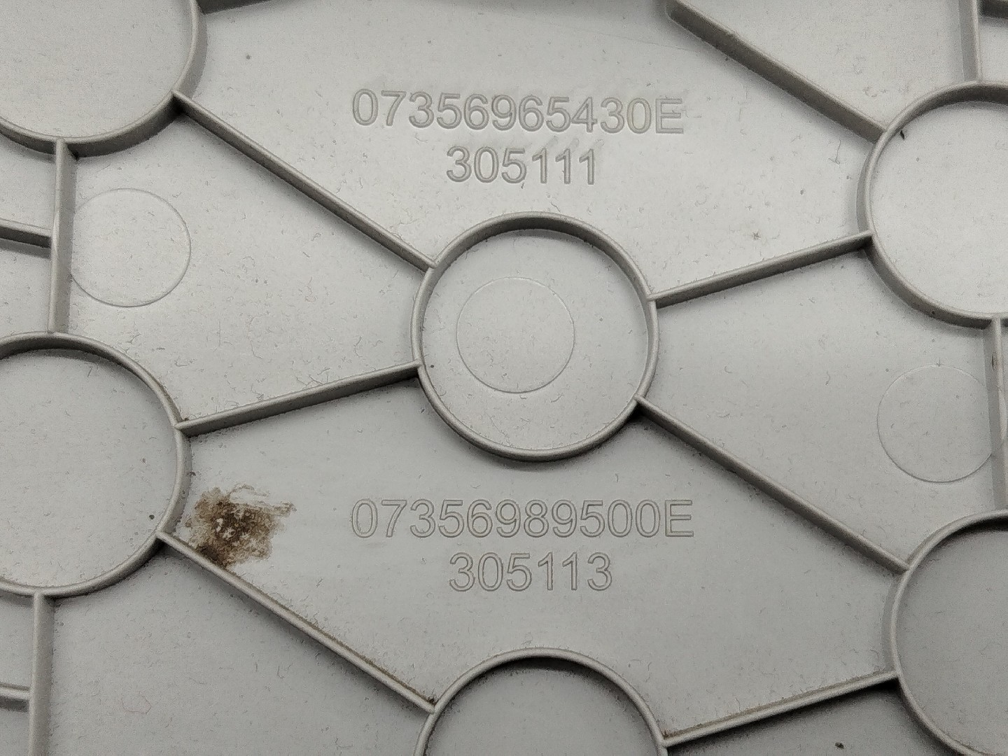 Acabamento de pilar superior do cinto FIAT TIPO três volumes (356_) | 15 -  Imagem-2