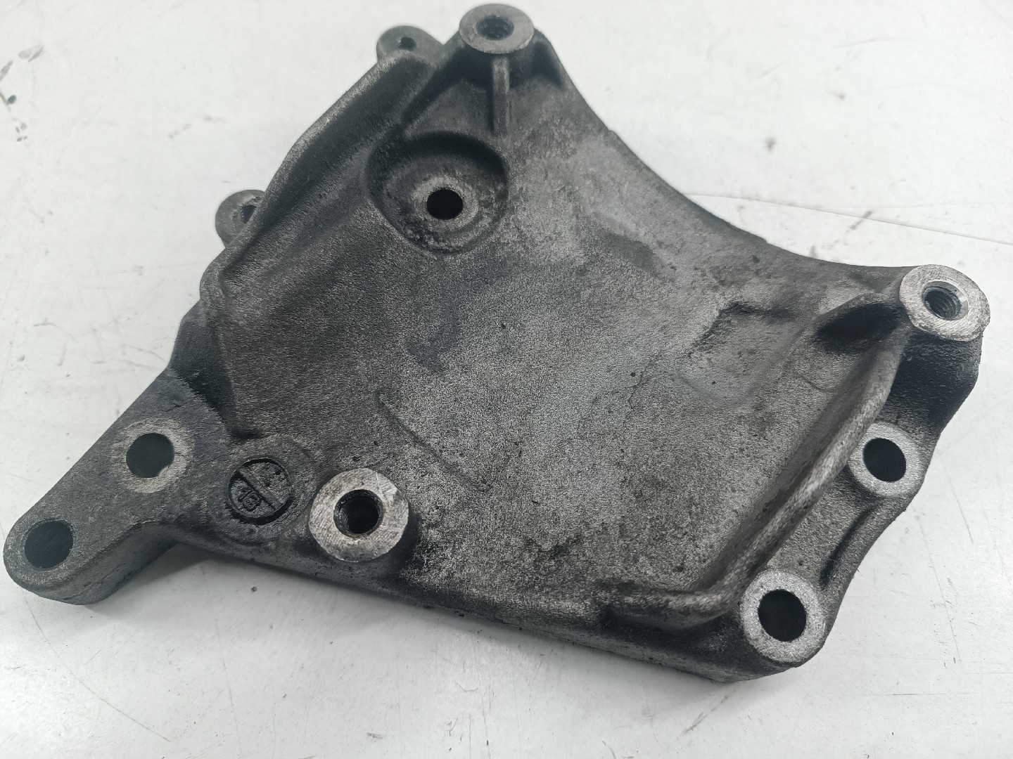 Suporte de Compressor de Ar Condicionado FIAT TIPO três volumes (356_) | 15 -  Imagem-4