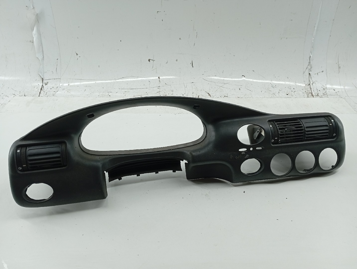 Consola central com difusor de ar FORD ESCORT VI Turnier (GAL, ANL) | 95 - 02