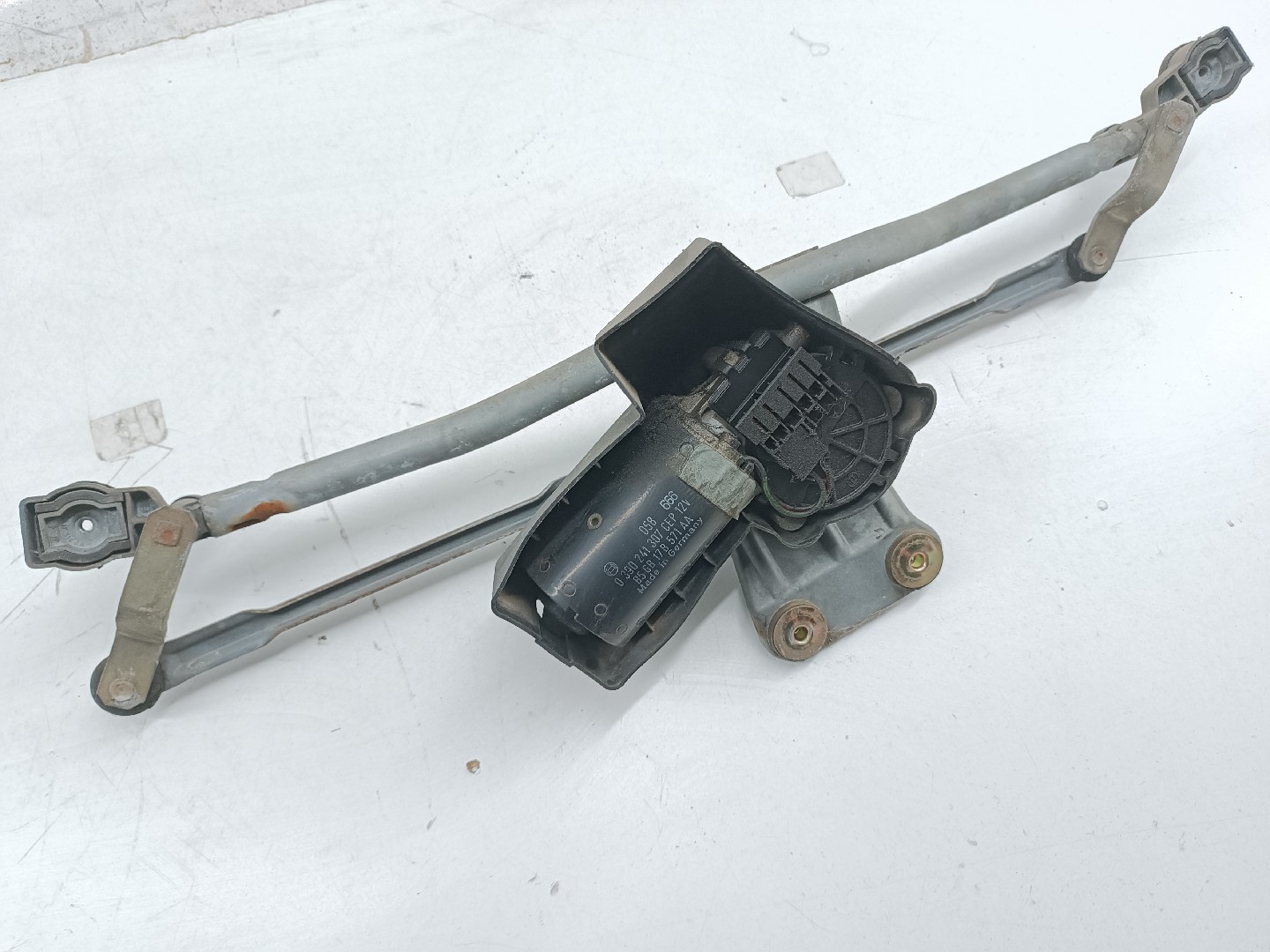 Motor do Limpa Para-Brisas FORD ESCORT VI Turnier (GAL, ANL) | 95 - 02 Imagem-6