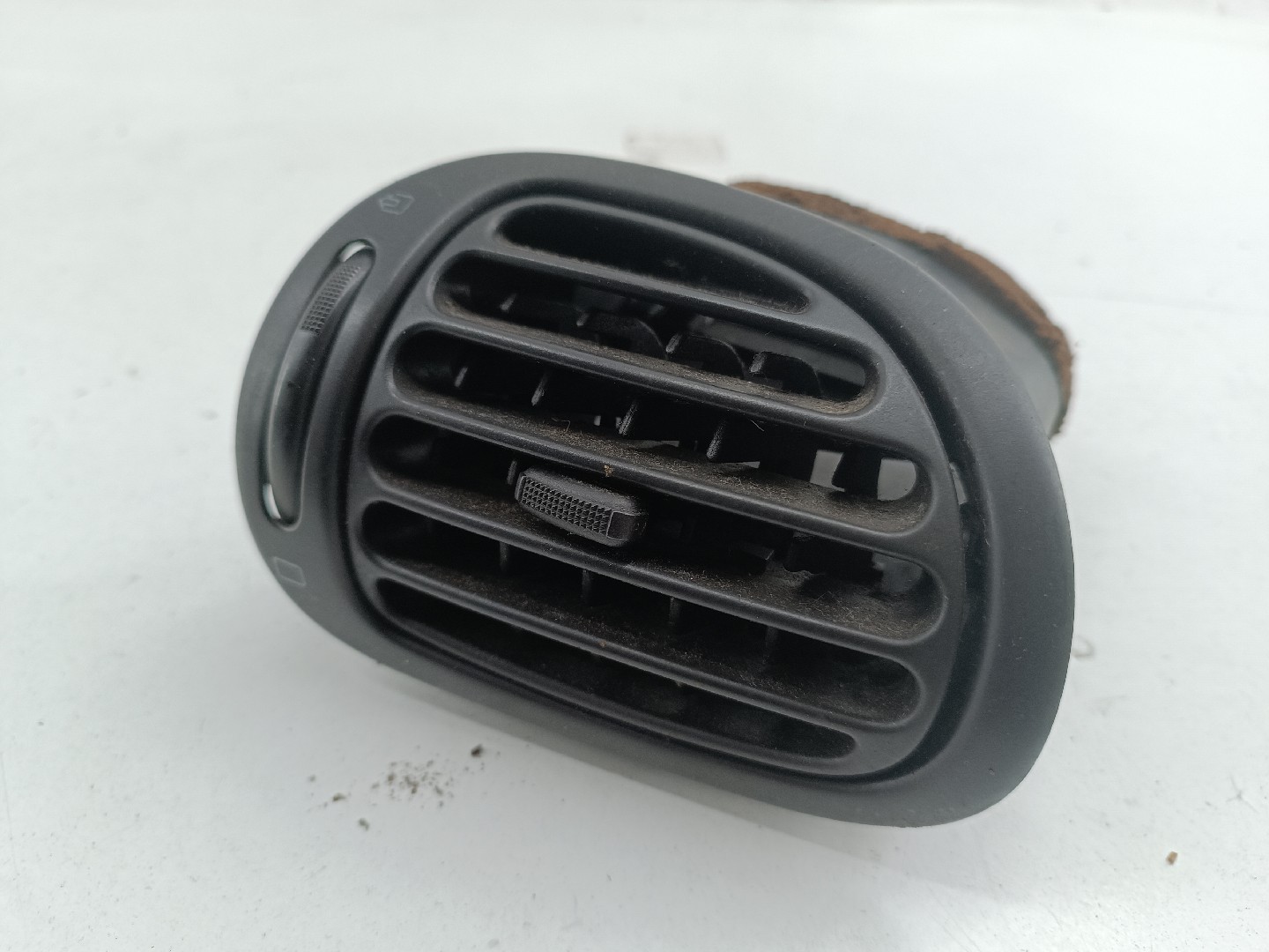 Difusor de ar PEUGEOT 206 Hatchback (2A/C) | 98 - 12 Imagem-4