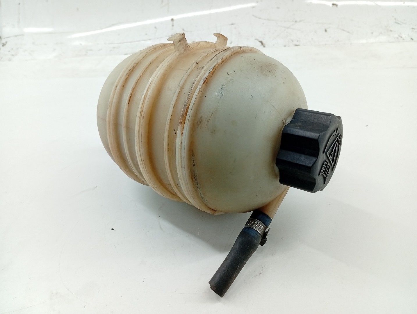 Vaso de expansão PEUGEOT 206 Hatchback (2A/C) | 98 - 12 Imagem-2