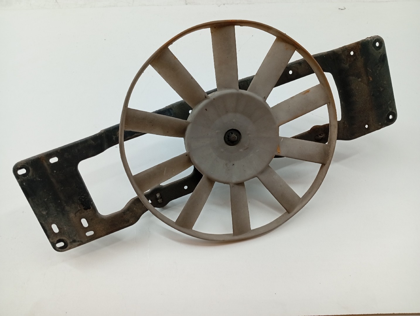 Ventilador RENAULT CLIO I Caixa (S57_) | 91 - 98 Imagem-3