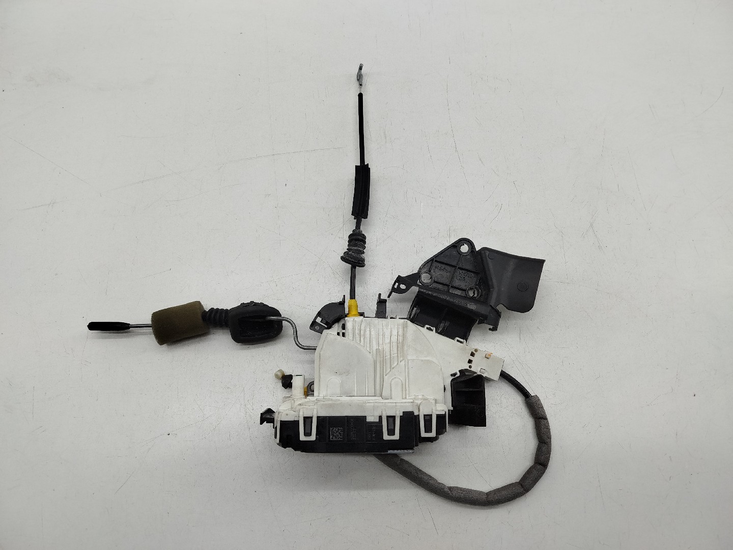 Fecho da Porta Frente Direito MERCEDES-BENZ C-CLASS (W204) | 07 - 15