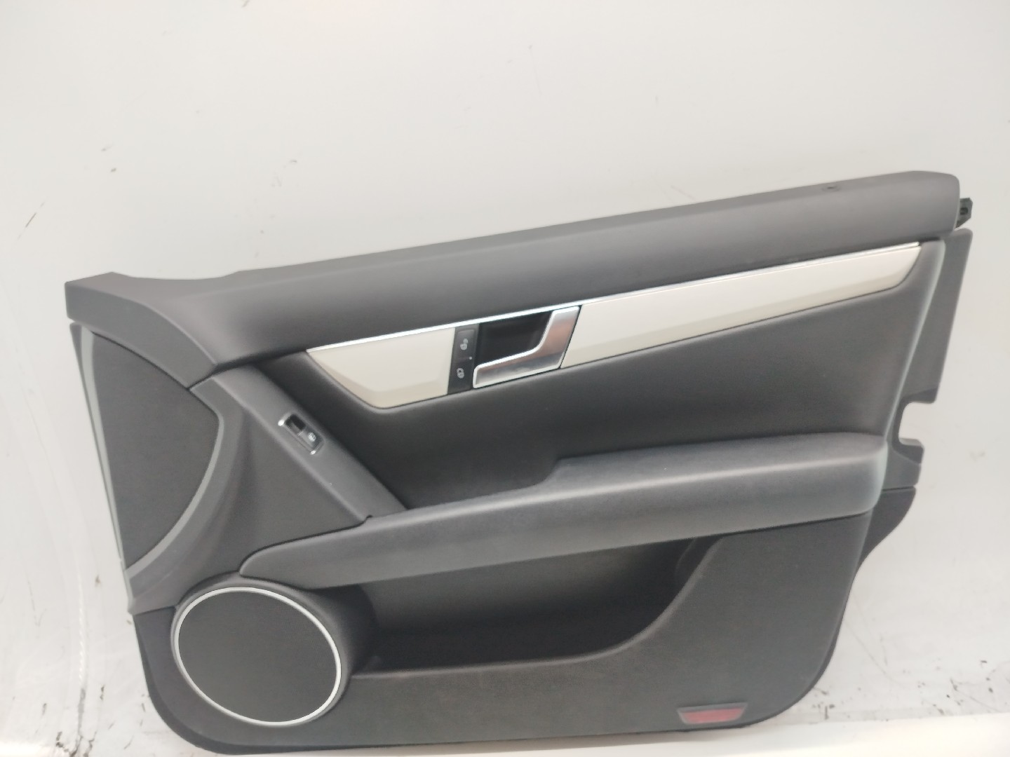 Quartela de porta frente direita MERCEDES-BENZ C-CLASS (W204) | 07 - 15