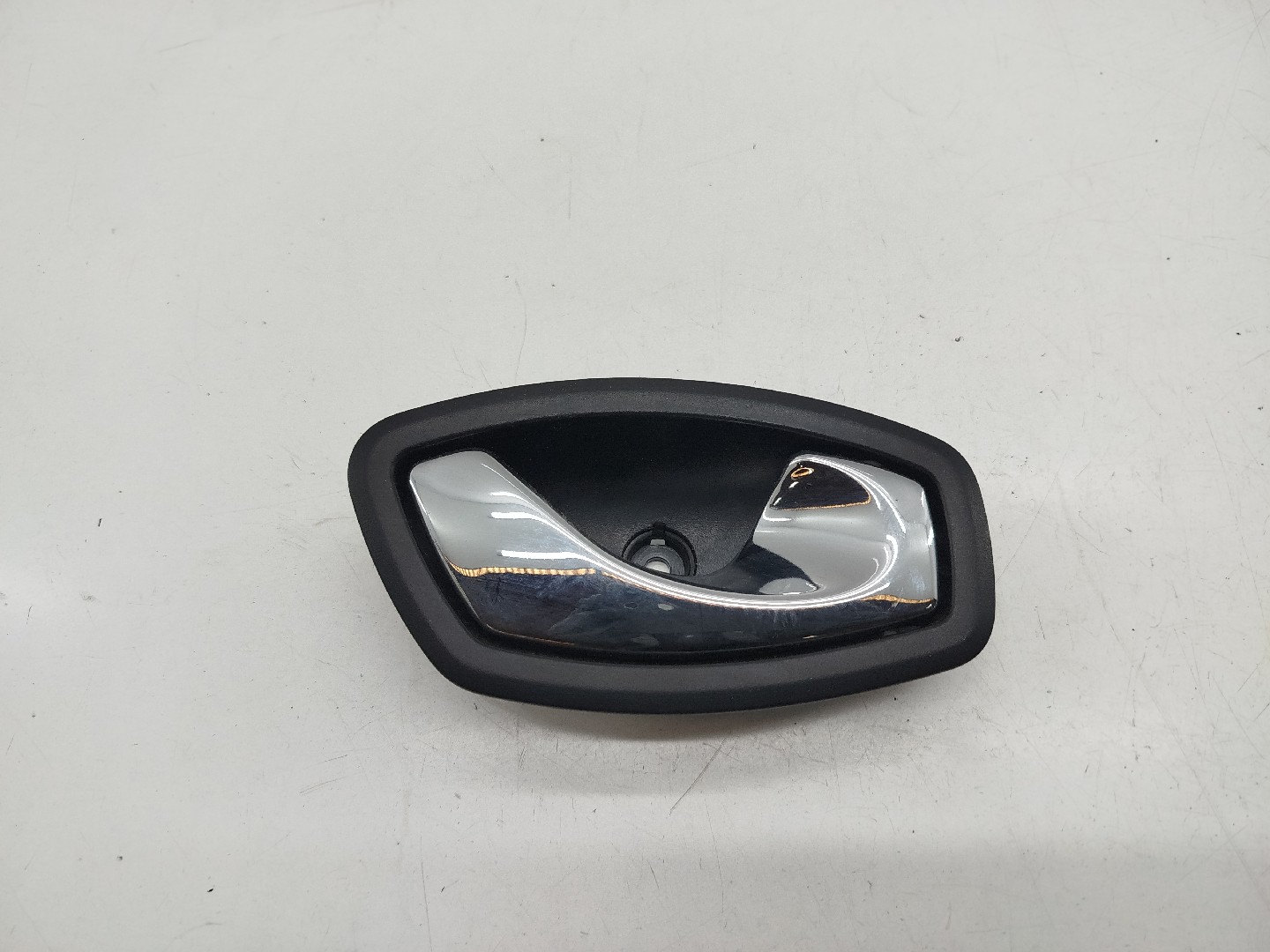 Puxador interior de porta traseira direita RENAULT MEGANE III Hatchback (BZ0/1_) | 08 -  Imagem-4