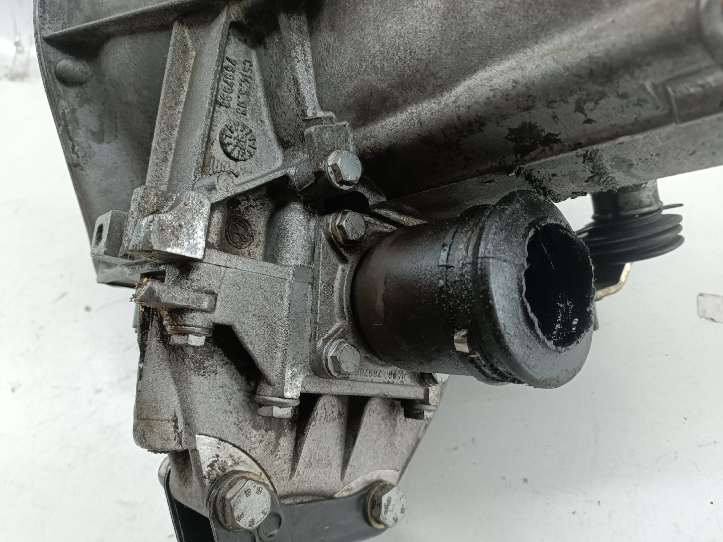 Caixa de Velocidades Manual FIAT UNO (146_) | 83 - 06 Imagem-3