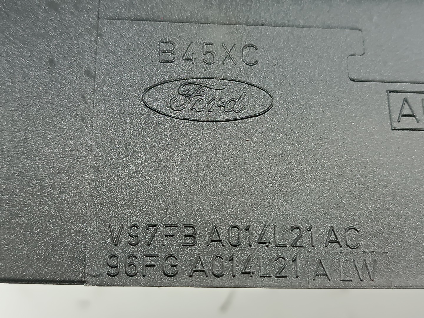Aro de quadrante com difusor de ar FORD FIESTA IV (JA_, JB_) | 95 - 02 Imagem-3