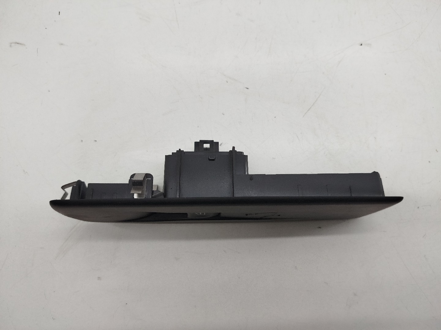 Comutador de vidro frente direito RENAULT MEGANE III Hatchback (BZ0/1_) | 08 -  Imagem-1