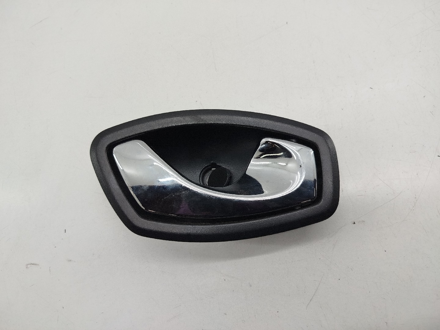 Puxador interior de porta frente direita RENAULT MEGANE III Hatchback (BZ0/1_) | 08 -  Imagem-4