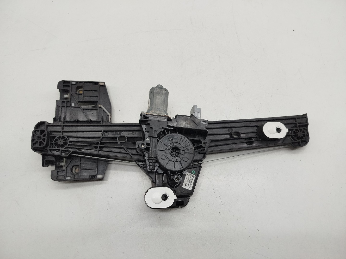 Motor e elevador de vidro trás direito PEUGEOT 208 II (UB_, UP_, UW_, UJ_) | 19 - 