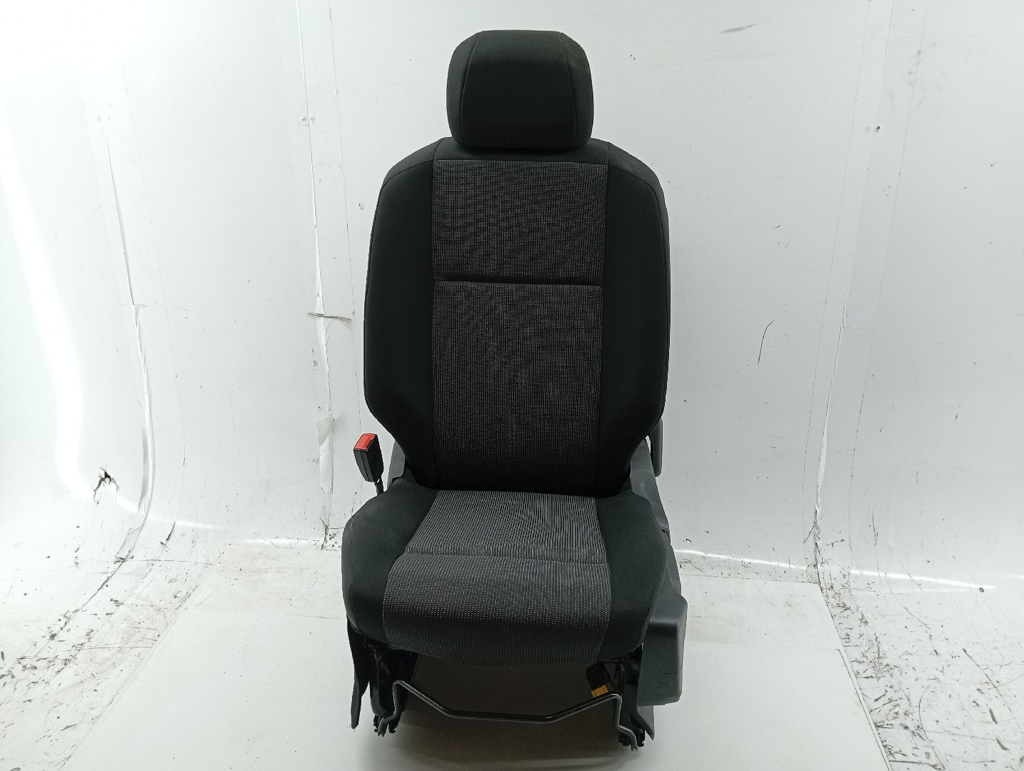 Banco PEUGEOT PARTNER Caixa (K9) | 18 - 