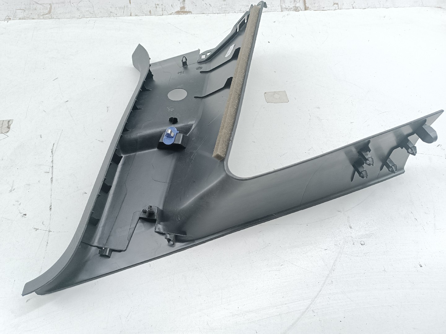 Moldura de pilar D direito MERCEDES-BENZ A-CLASS (W177) | 18 -  Imagem-1