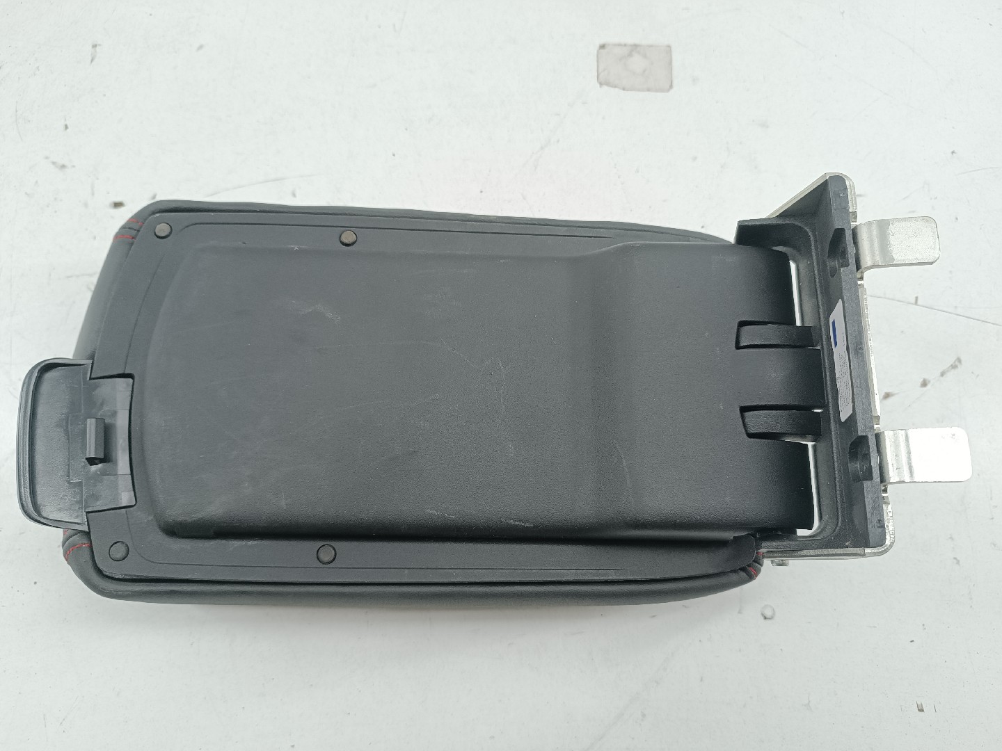 Apoio de braço PEUGEOT 308 II | 13 - 