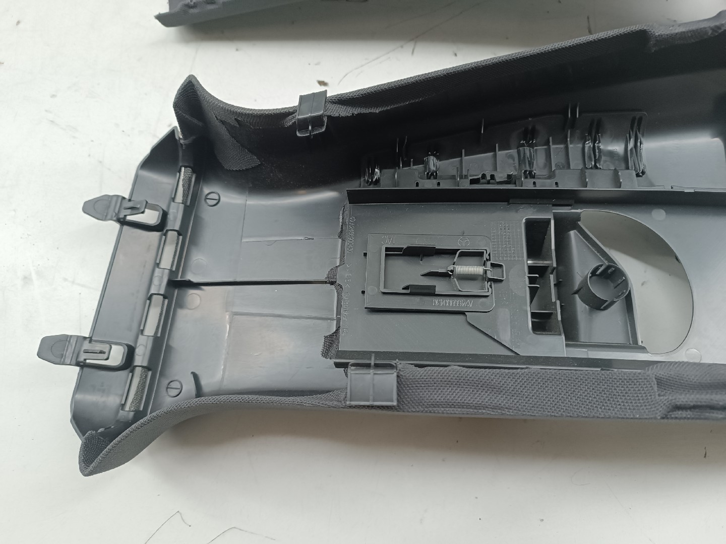 Moldura de pilar B MERCEDES-BENZ A-CLASS (W177) | 18 -  Imagem-2