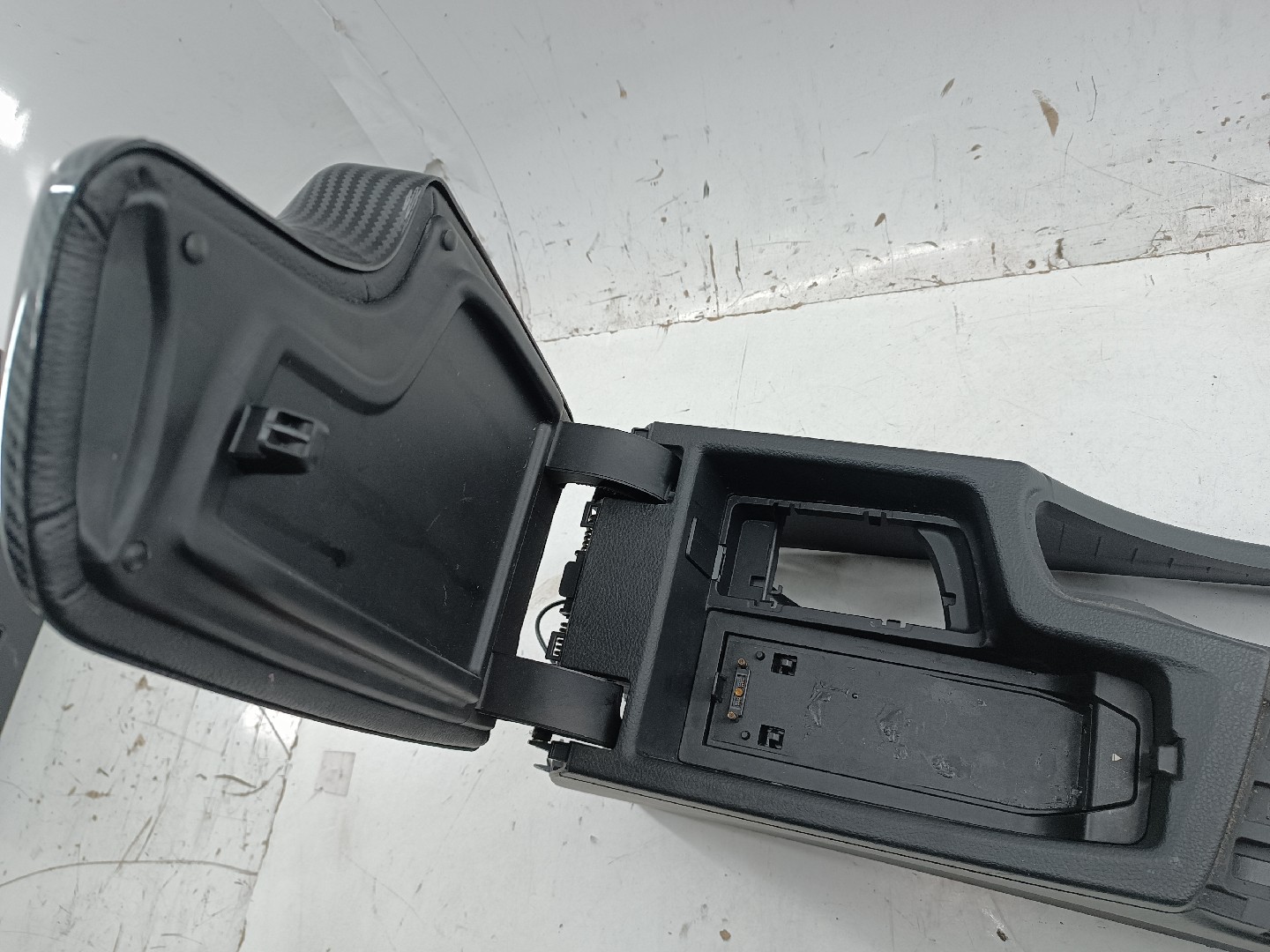Consola Central BMW 3 (F30, F80) | 11 - 18 Imagem-6