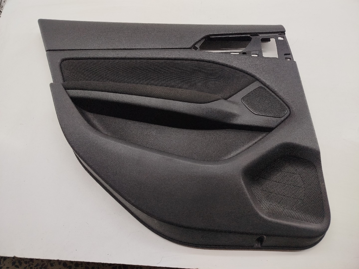 Quartela de porta trás esquerda PEUGEOT 308 SW II | 14 - 