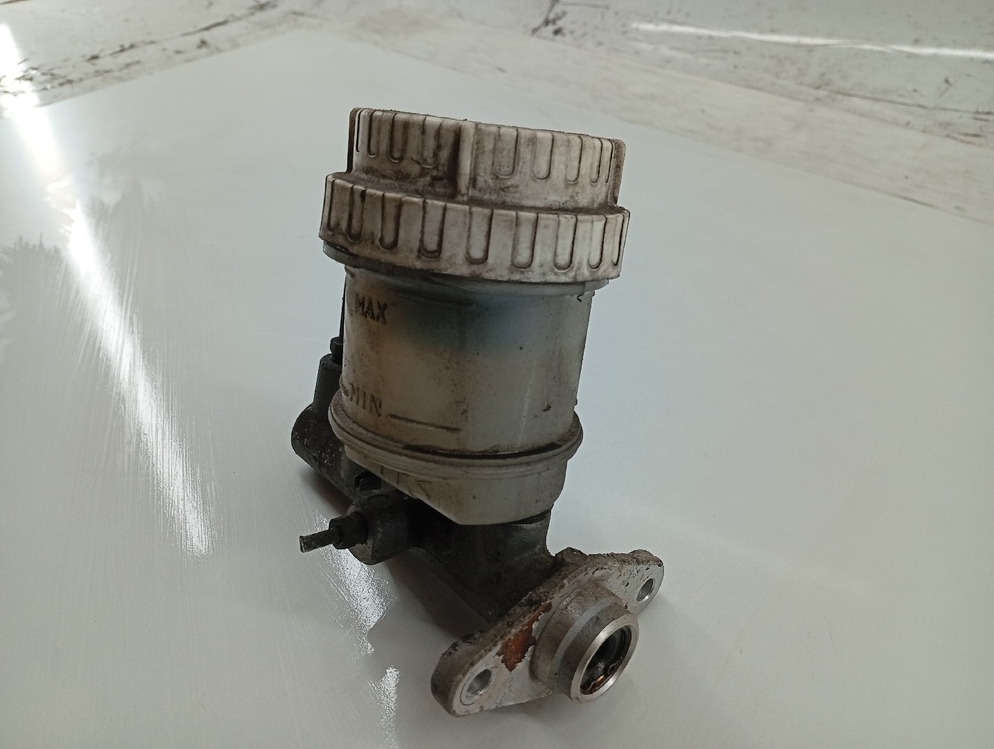 Bomba de Freno MITSUBISHI LANCER VI (CJ_, CP_) | 95 - 03 Imagem-4