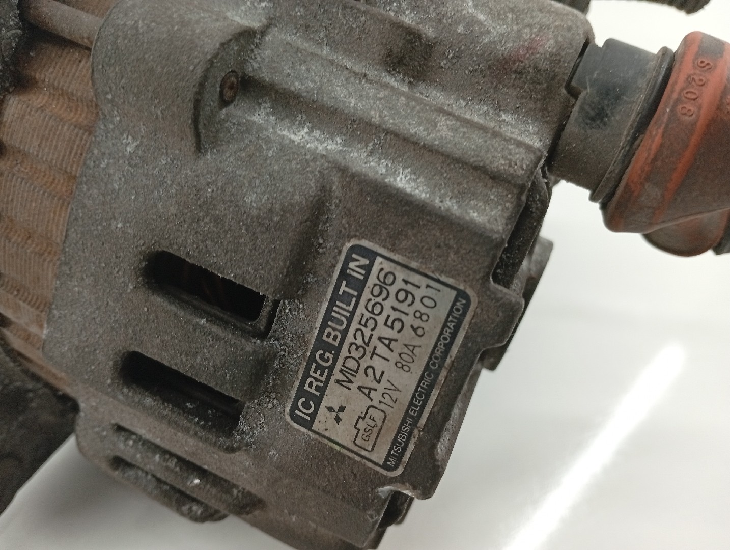 Alternador MITSUBISHI LANCER VI (CJ_, CP_) | 95 - 03 Imagem-1